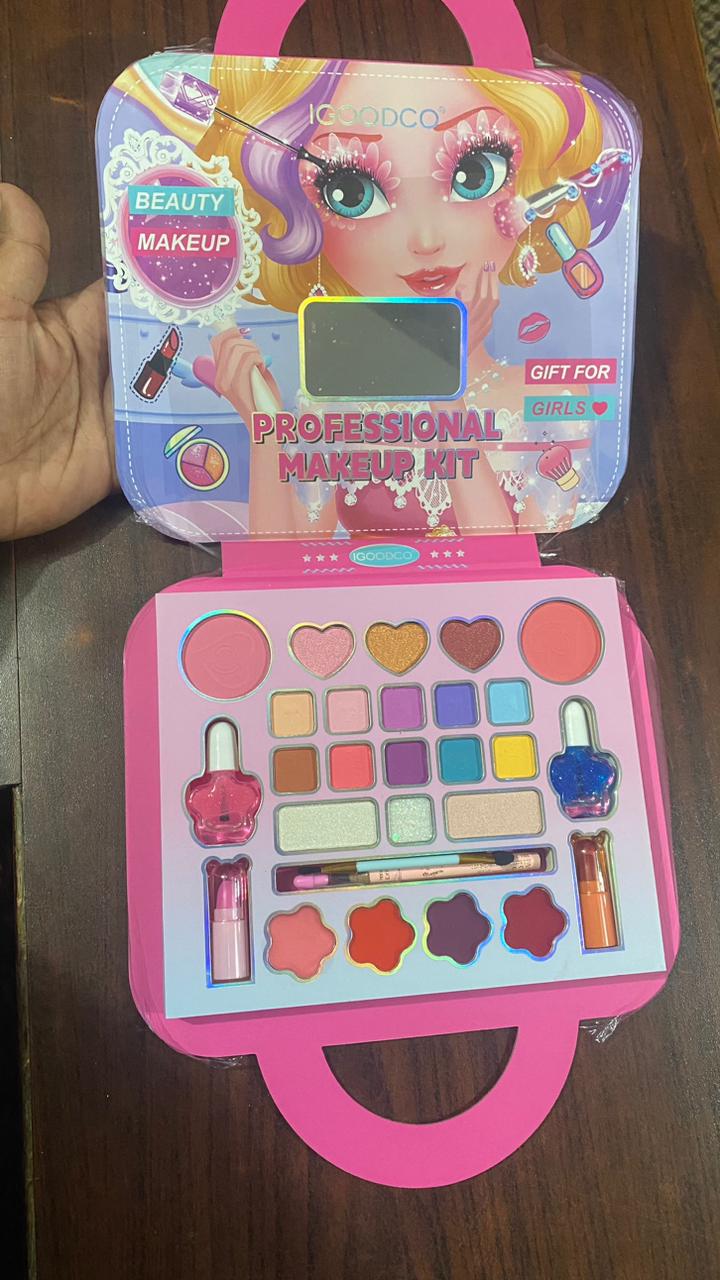Kids Beauty Magic Makeup Set | Fashion & Beauty Cosmetic Kit for Girls