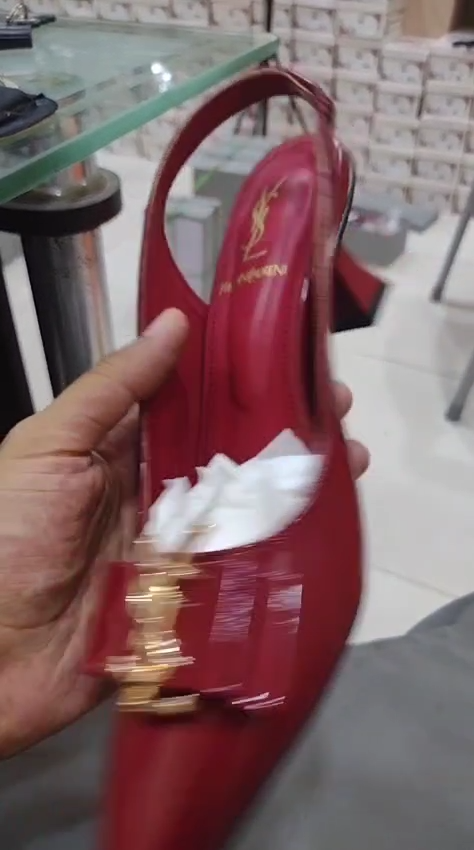 Burgundy Kitten Heel Shoes For Women – Stylish Slingback Design With Gold Accent Bow, Comfortable Fit, And Classy Glossy Finish (10)